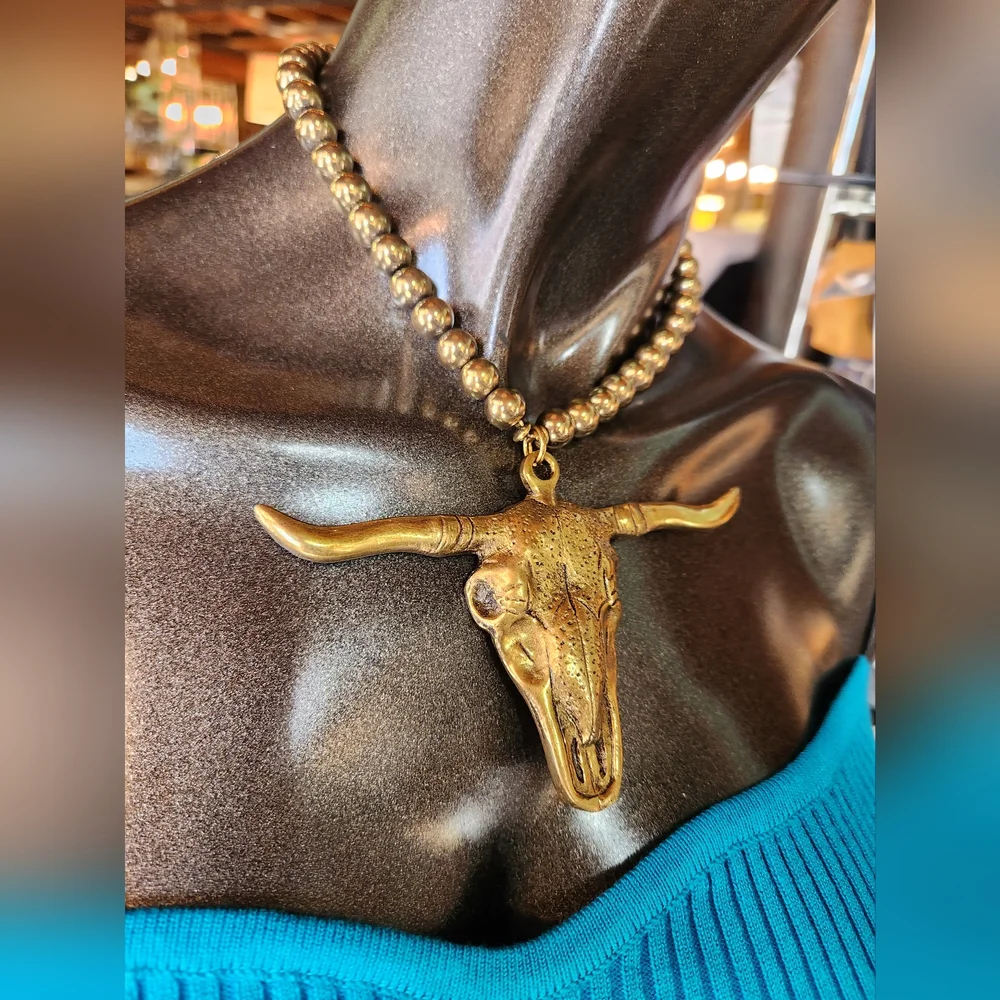 ♉️Taurus the Bull Goldtone Hematite Necklace - Only 1 Available🐂✨️ Handcrafted - Picture 4 of 16